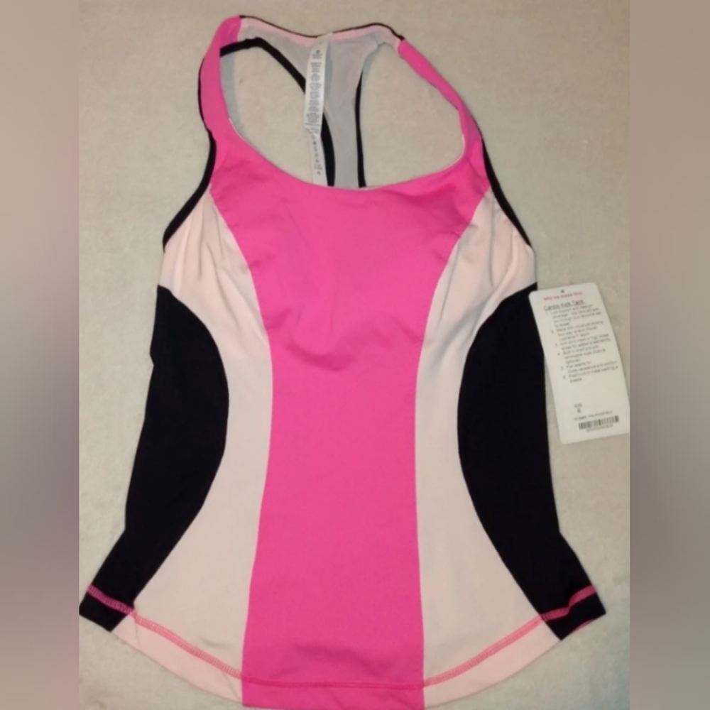 Lululemon Athletica Women's Size 6 Cardio Kick Tank with Lululemon Tote Bag